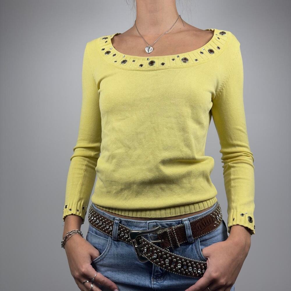 Cache Y2K Yellow Grommet Scoop Neck Long Sleeve Top